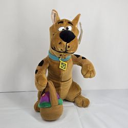VTG 1998 Scooby Doo Holding An Easter Basket With Eggs Plush 12" Stuffed Animal