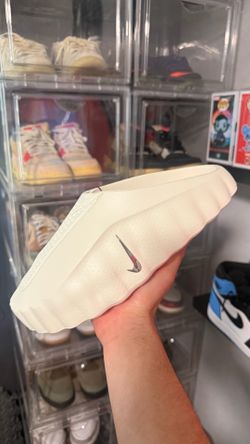 Nike Mind Slide Sail