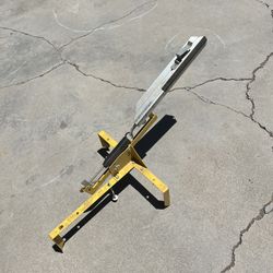 Clay Pigeon Thrower