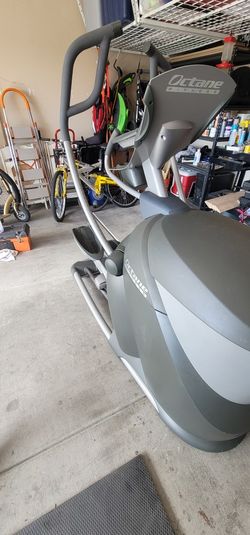 Octane Fitness Q47e Elliptical for Sale in Las Vegas NV OfferUp