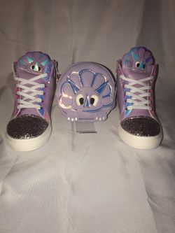 CHILDREN SNEAKERS
