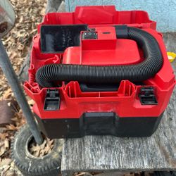 Milwaukee Vacuum 