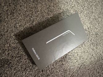 Black Samsung Galaxy S25 FE - BRAND NEW FACTORY SEALED - ATT LOCKED!