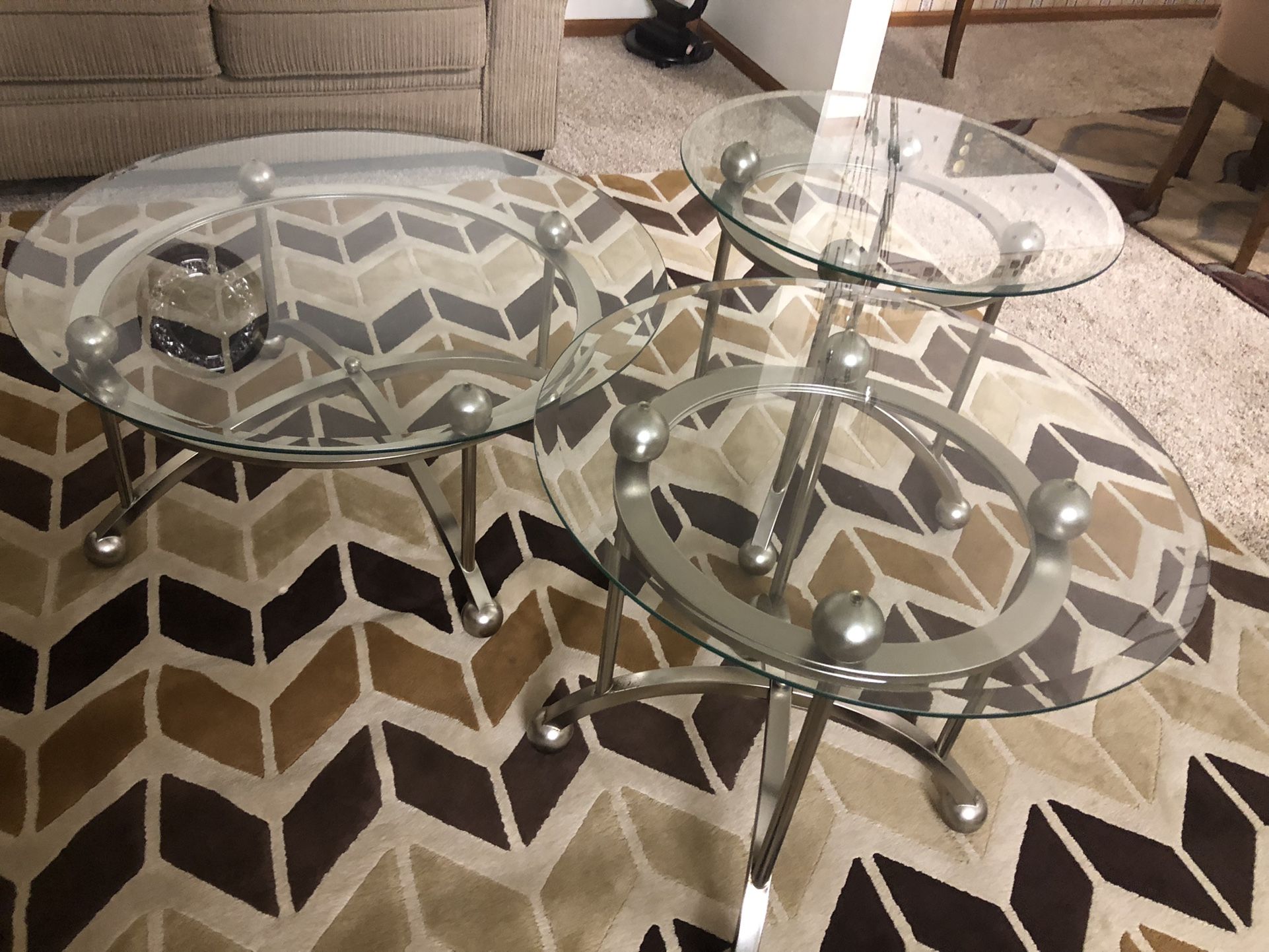 Round Glass Top Coffee Table With 2 End Tables