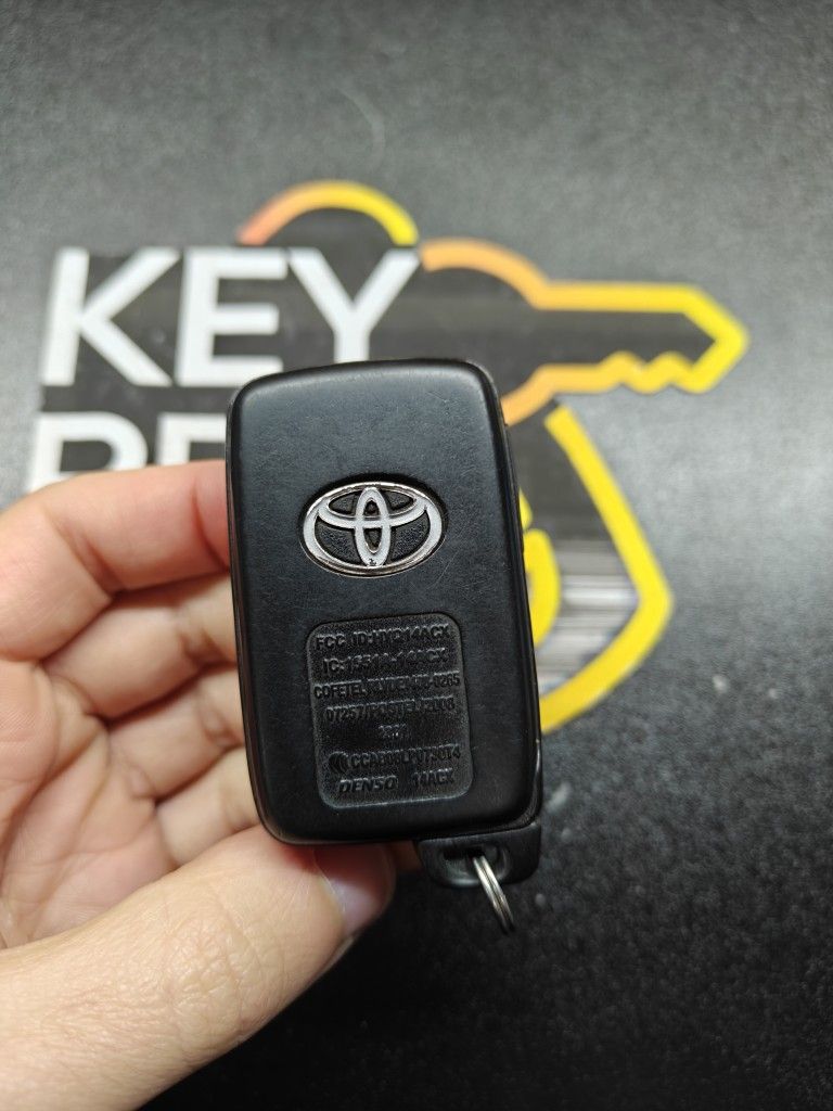 OEM SMART KEY PRIUS 30