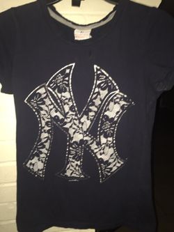 New York Yankees woman's tee