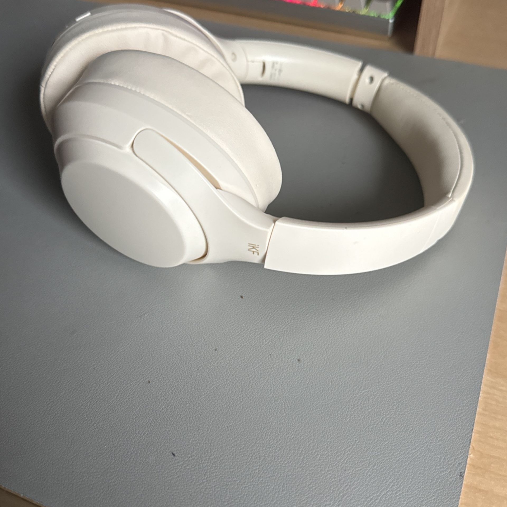 iKF T1 Beige Wireless Headphones