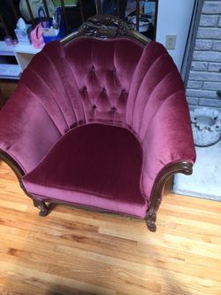 Tufted Sitting Chairs