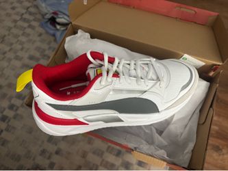 Puma Ferrari size 10