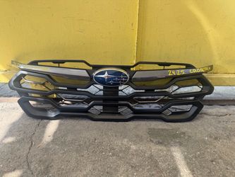 2024-2025 SUBARU CROSSTREK GRILLE OEM