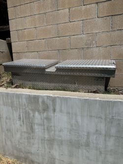 Tool box for Toyota Tacoma 2004