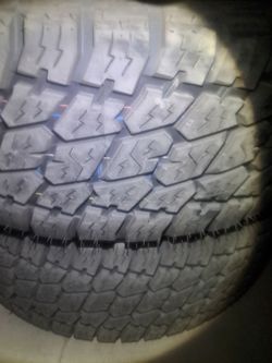 2 new nitto a/t