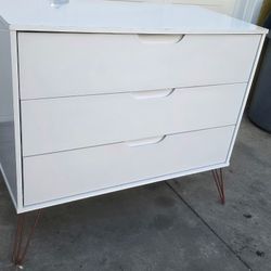 Dresser In White 3 Drawer / Cajonera 