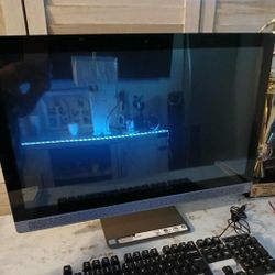 Screen And Keyboard 