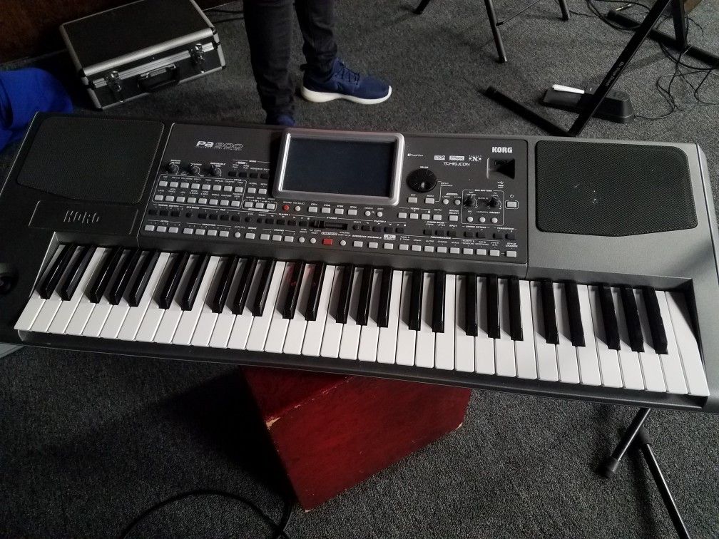 Korg PA900