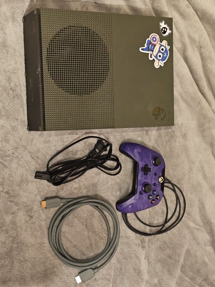 Xbox One S Console 1 TB Model 1681
