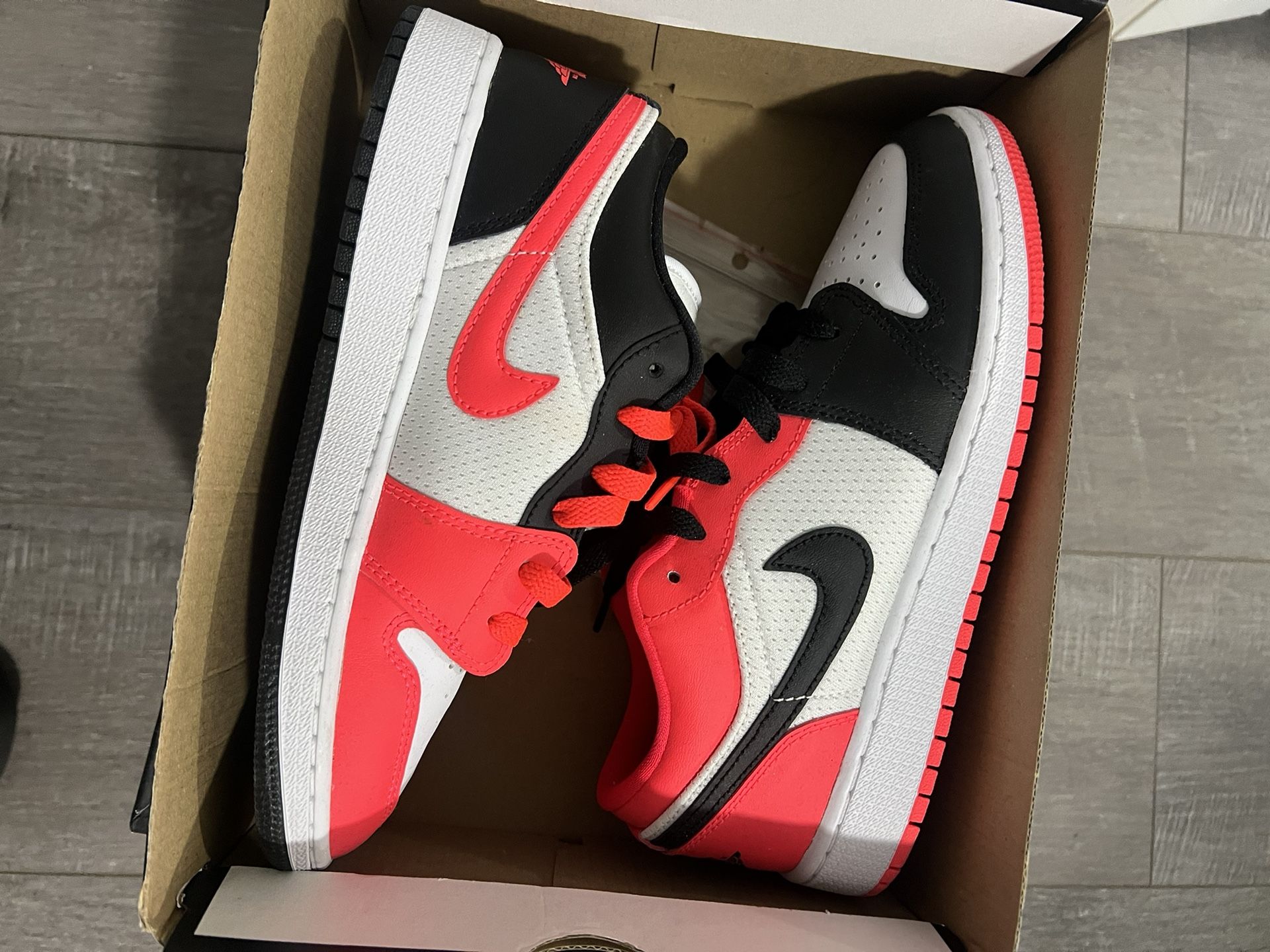 Air Jordan 1 Low GS