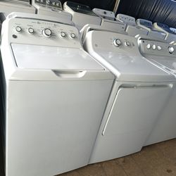 G/E washer and dryer set both works good 💯 washer cu.ft 4.5