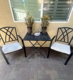 3-Piece Outdoor Bistro Set with Cushions