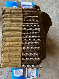 Wood drill bits