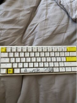 Ducky One 2 MINI KEYBOARD (FIRST COME FIRST SERVE)