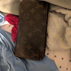 Used  Louis Vuitton Wallet 4 Sale Make Me Offer 