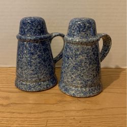 Bleu Stove top Stoneware Salt & Pepper Shakers 5 1/2” x 3 1/2” B1