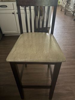 Bar height chair