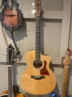Taylor 214CE - Near Mint
