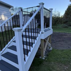 Small Deck Plus Pool Ladder