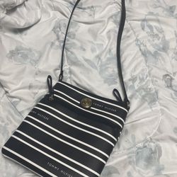 Tommy Hilfiger Crossbody Bag 