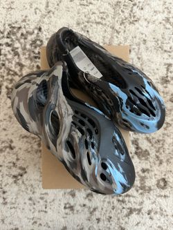 Yeezy Foamrunner MX Cinder