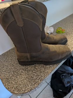Steal toe work boots