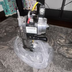 Fabric Cutting Machine 