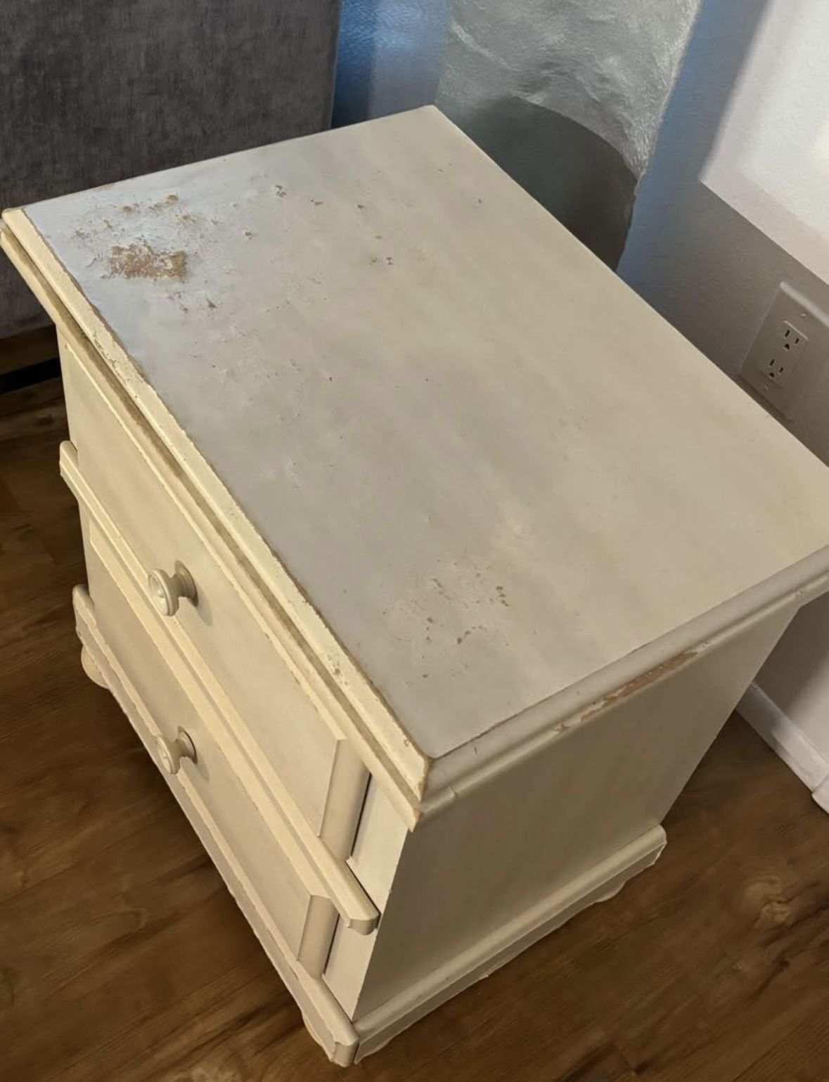 5 PC Bedroom Furniture Set