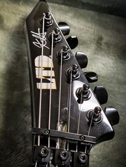 KIRK HAMMETT Signature KH 602 Black Esp ltd electric guitar Floyd Rose 1000 active emg