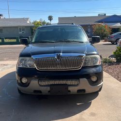 2004 Lincoln Navigator