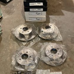 Front and Rear Rotors Pads Ford