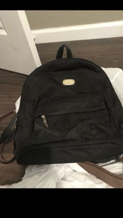 Micheal kors backpack