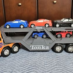 2008 Hasbro Tonka Titans Auto Hauler With   3 Original Cars Plus 2 Extra Vehicles!