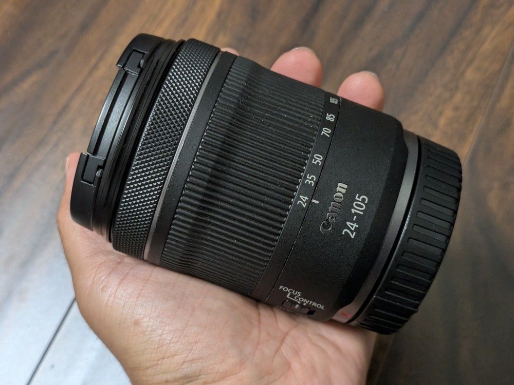 Canon RF 24-105mm F/4-7.1 IS STM Lens In Excellent Condition