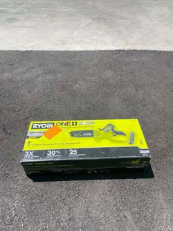 Ryobi ONE+ HP 18V 8” Brushless Pruning Chainsaw Kit Open Box / Like New