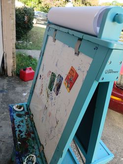 Double sided easel