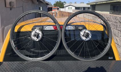 BONTRAGER PARADIGM Wheelset