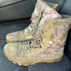 Size 12 Nike Boots