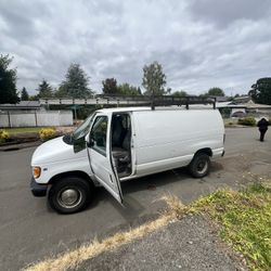 1999 Ford E-350