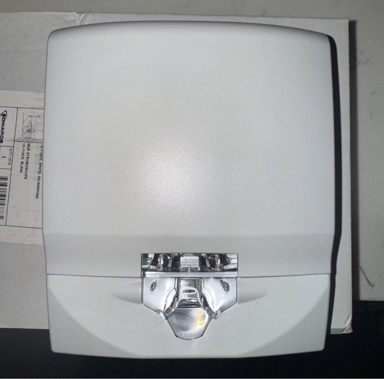 EDWARDS G4VWN 15-110cd White No Marking