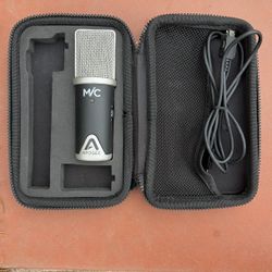 Original Apogee Mic And Jam Legacy 30 Pin Connectors
