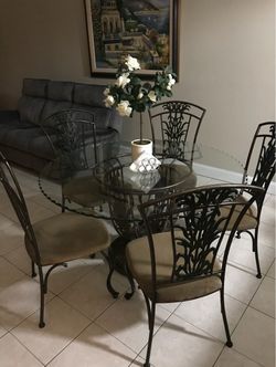 Dinning Table for Sale