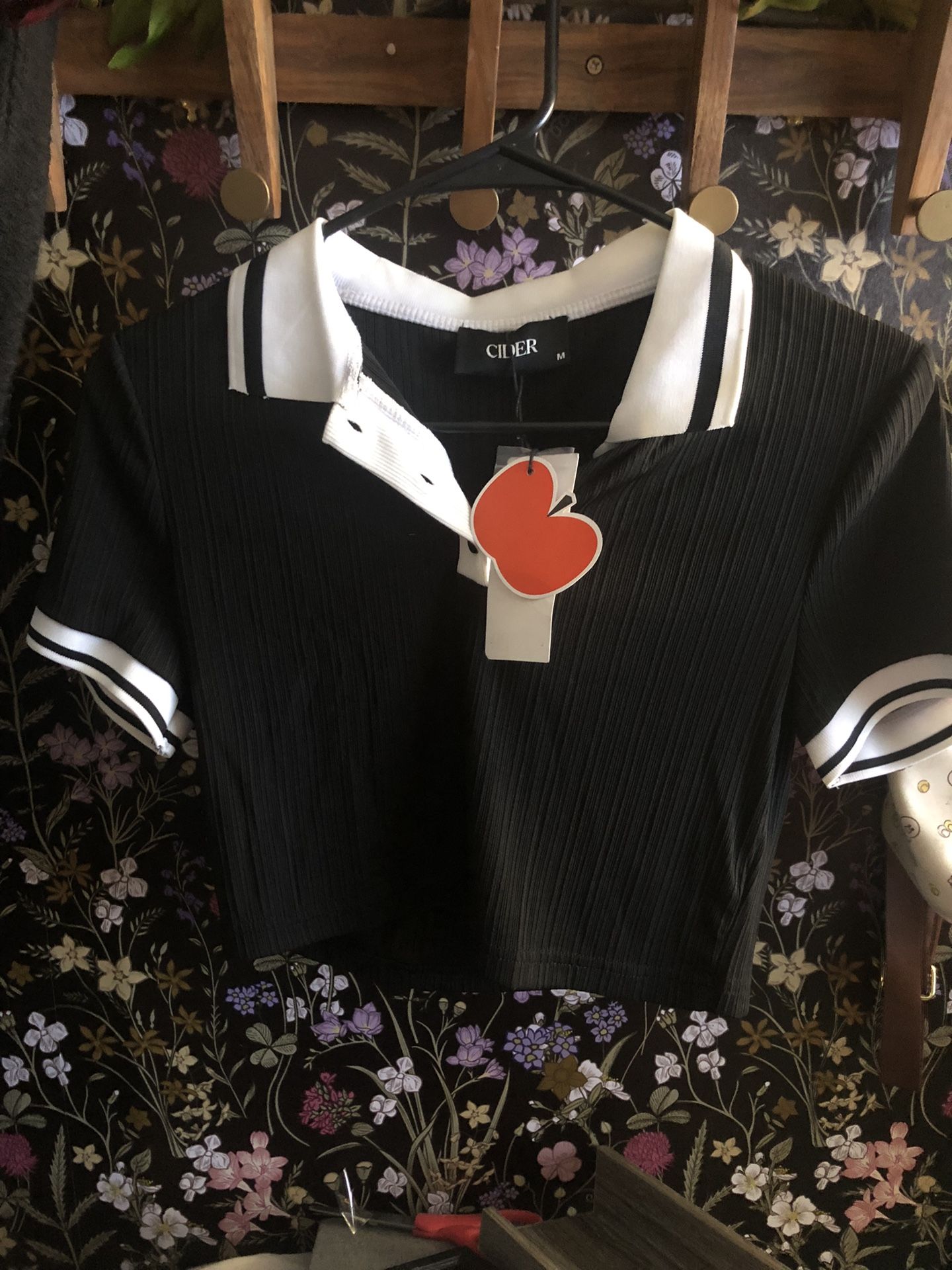 Authentic “Cider” Crop Top (sM)